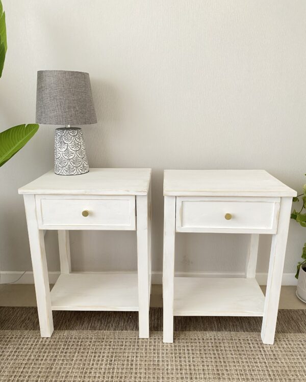 Par Veladores blancos 65cm