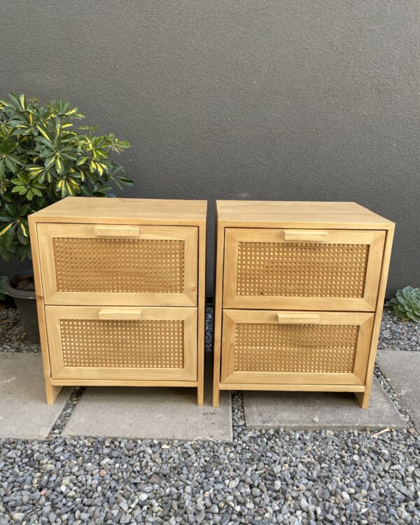 Par de veladores junco