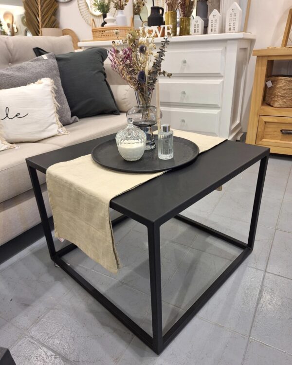Mesa negro metal 60x60